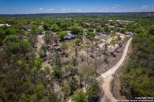 212 Way Ingram, TX 78025