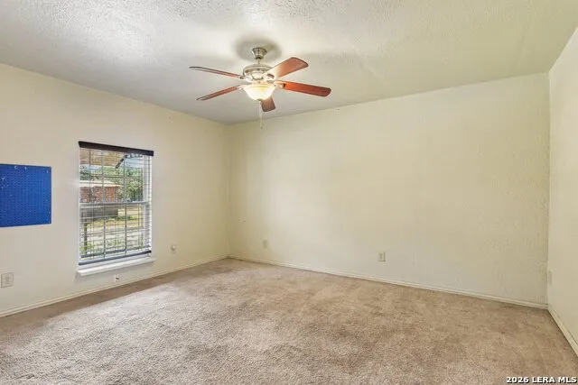 1281 County Road 6723 Natalia, TX 78059