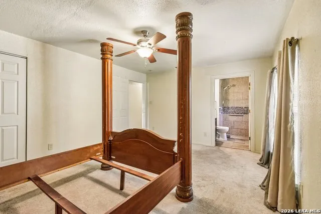 1281 County Road 6723 Natalia, TX 78059