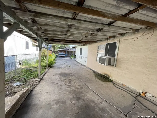 330 BRADLEY ST. San Antonio, TX 78211