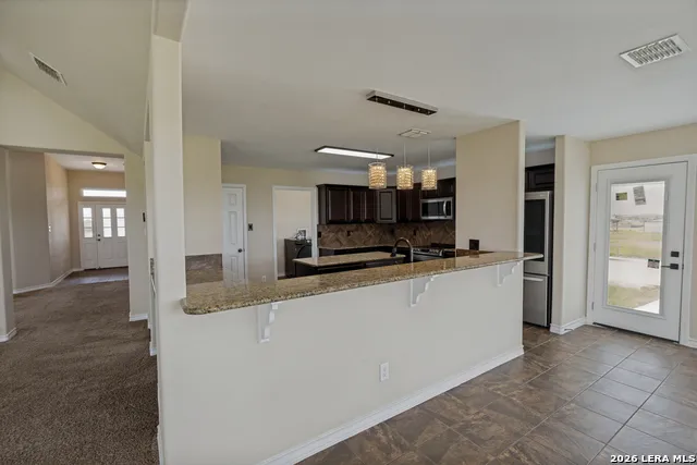 2512 SCHWAB RD Seguin, TX 78155
