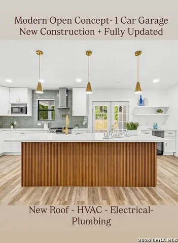 225 Wellesley Blvd