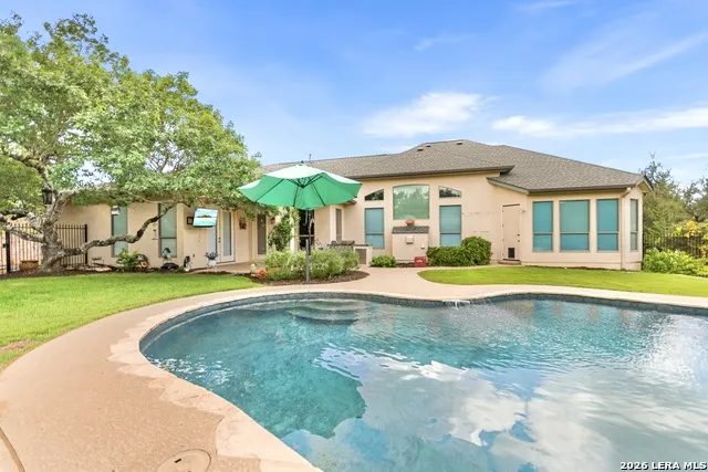 164 Los Colinas Spring Branch, TX 78070