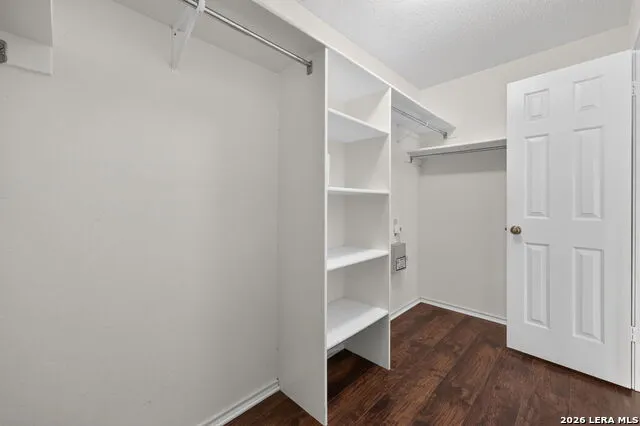 988 SUMMIT RD Lakehills, TX 78063