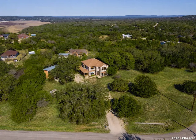 988 SUMMIT RD Lakehills, TX 78063