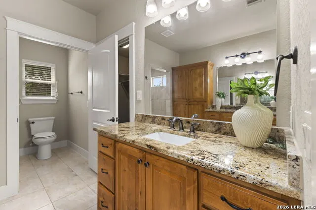 111 Swallow Ct Canyon Lake, TX 78133