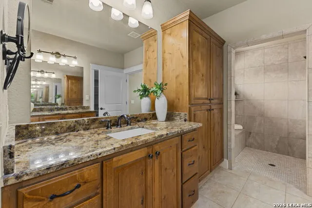 111 Swallow Ct Canyon Lake, TX 78133