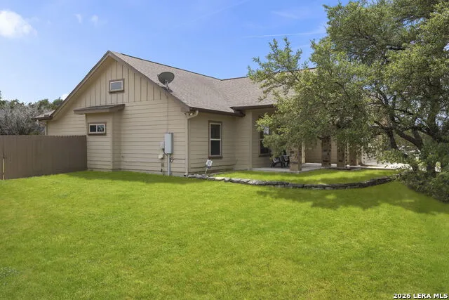 111 Swallow Ct Canyon Lake, TX 78133