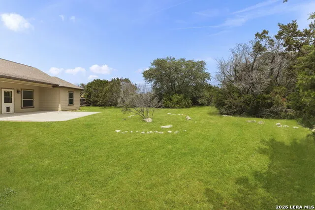 111 Swallow Ct Canyon Lake, TX 78133