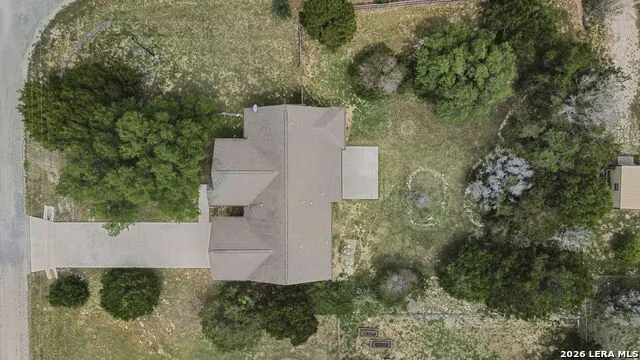 111 Swallow Ct Canyon Lake, TX 78133