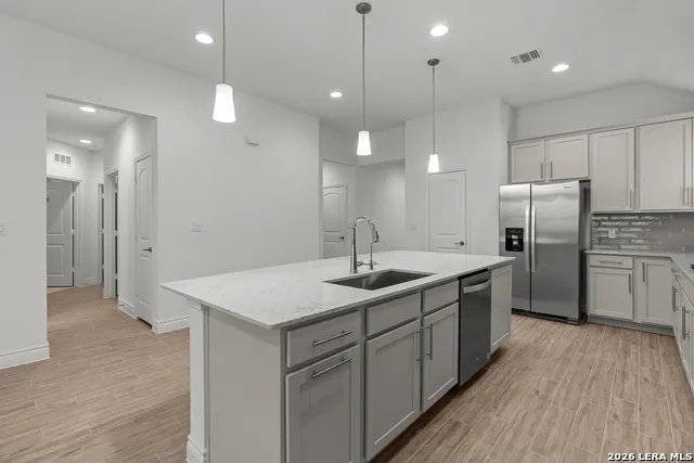 723 GRAND LEGACY New Braunfels, TX 78130
