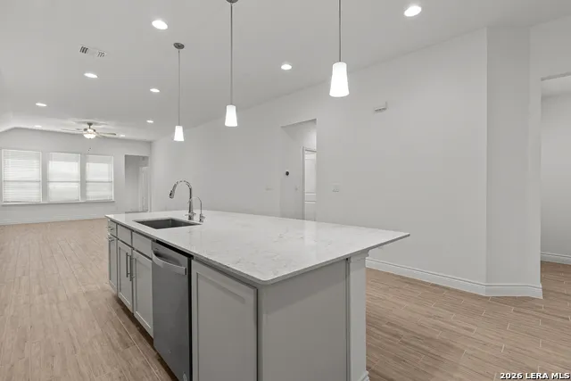 723 GRAND LEGACY New Braunfels, TX 78130