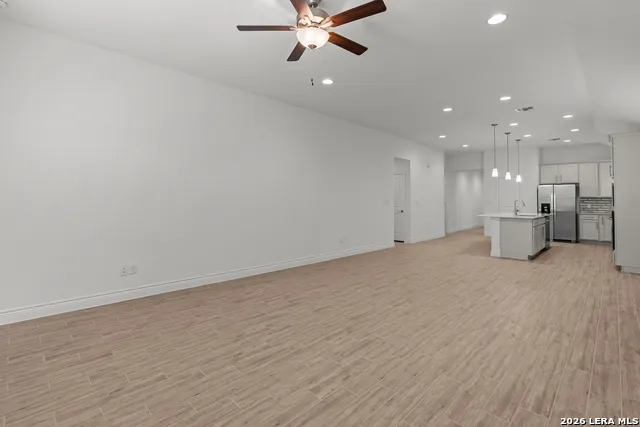 723 GRAND LEGACY New Braunfels, TX 78130