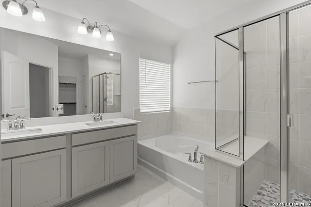 723 GRAND LEGACY New Braunfels, TX 78130