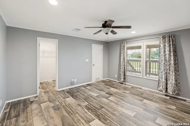 337 DEWEY LN Seguin, TX 78155