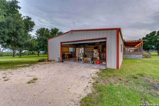 337 DEWEY LN Seguin, TX 78155