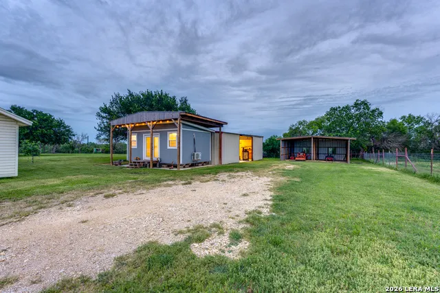 337 DEWEY LN Seguin, TX 78155
