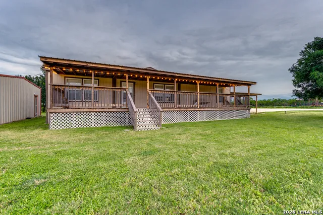 337 DEWEY LN Seguin, TX 78155