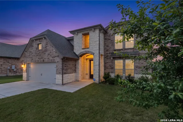 309 Valiant Valley Cibolo, TX 78108
