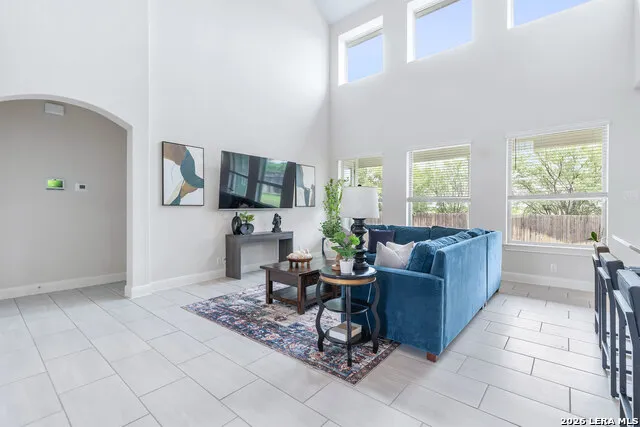 309 Valiant Valley Cibolo, TX 78108