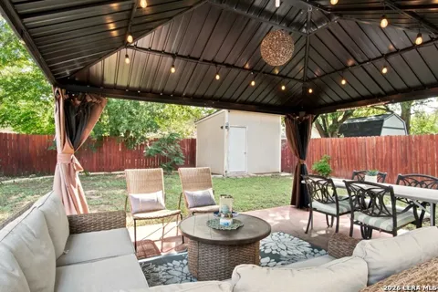 6311 Village Arbor