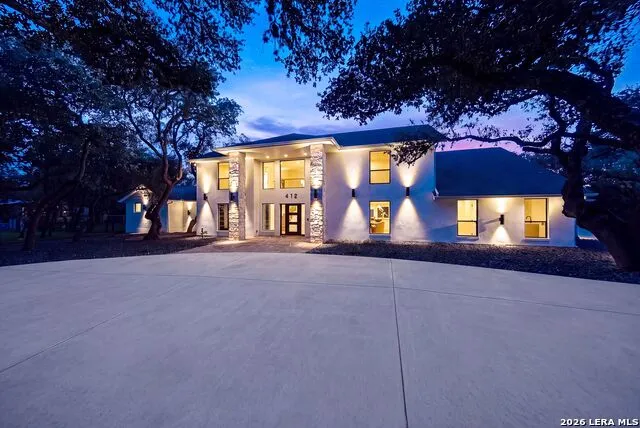 412 Cliffside Dr Shavano Park, TX 78231