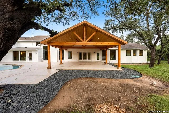 412 Cliffside Dr Shavano Park, TX 78231