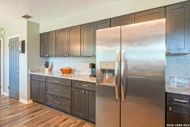 622 Sunhaven Dr Windcrest, TX 78239