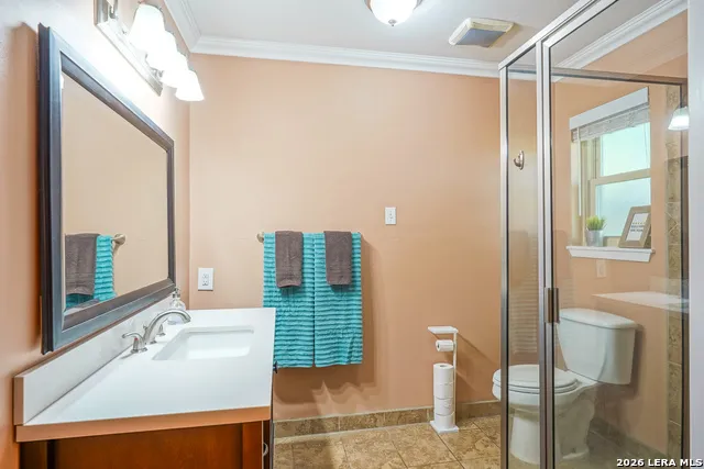 622 Sunhaven Dr Windcrest, TX 78239