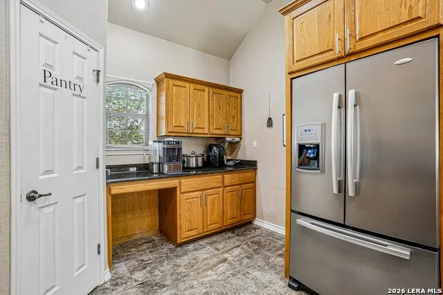 108 Medora Branch Floresville, TX 78114