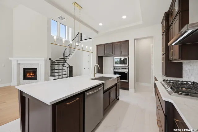 141 BIGTOOTH MAPLE LN San Marcos, TX 78666