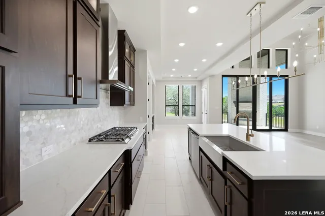 141 BIGTOOTH MAPLE LN San Marcos, TX 78666