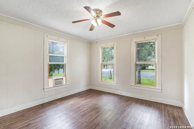 114 SHORT ST Boerne, TX 78006