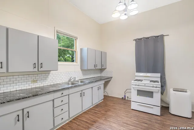 114 SHORT ST Boerne, TX 78006