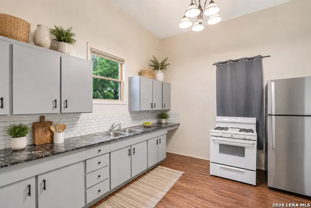 114 SHORT ST Boerne, TX 78006