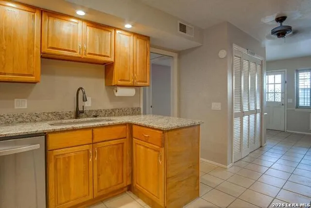 7500 CALLAGHAN RD #APT 263 San Antonio, TX 78229