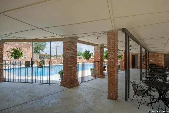 7500 CALLAGHAN RD #APT 263 San Antonio, TX 78229