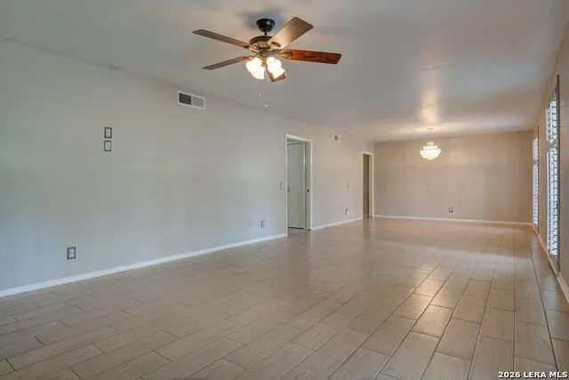 7500 CALLAGHAN RD #APT 263 San Antonio, TX 78229