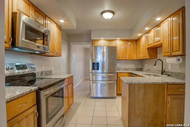 7500 CALLAGHAN RD #APT 263 San Antonio, TX 78229