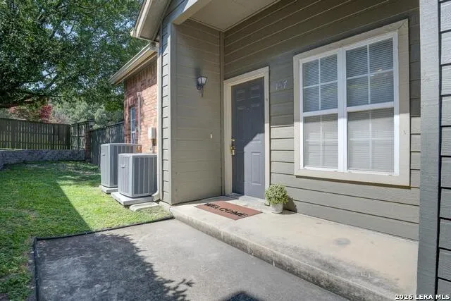 157 CHAPEL HILL CIR #157 San Antonio, TX 78240