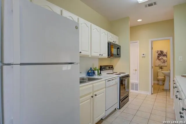 157 CHAPEL HILL CIR #157 San Antonio, TX 78240