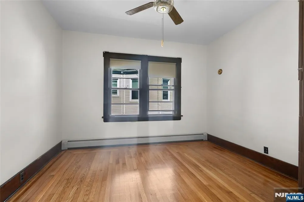 290 Lafayette Avenue 2 Cliffside Park, NJ 07010