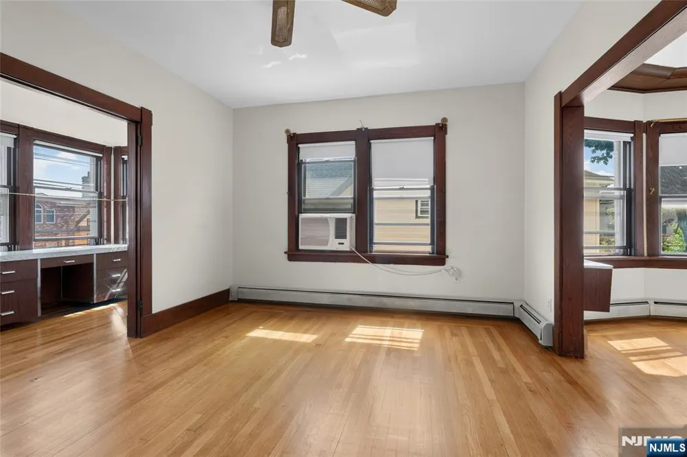290 Lafayette Avenue 2 Cliffside Park, NJ 07010