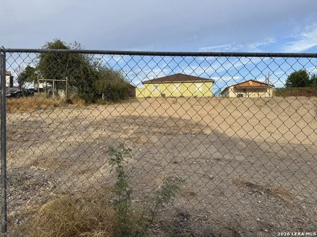841 Christian Eagle Pass, TX 78852