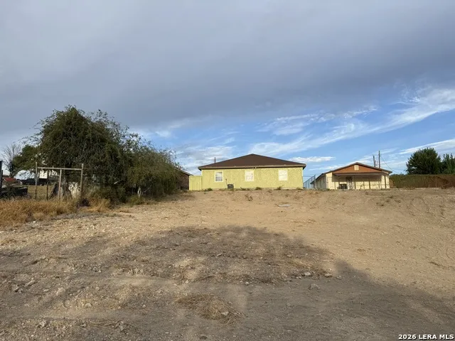 841 Christian Eagle Pass, TX 78852