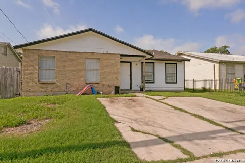 3414 GATEWAY DR