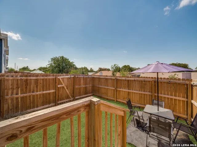 6918 CRESTWAY RD San Antonio, TX 78239