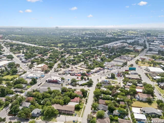 641 E ASHBY PL San Antonio, TX 78212