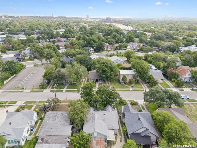 641 E ASHBY PL San Antonio, TX 78212