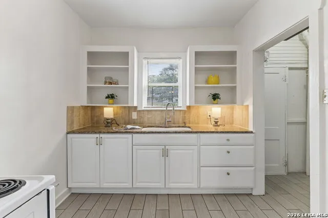 641 E ASHBY PL San Antonio, TX 78212